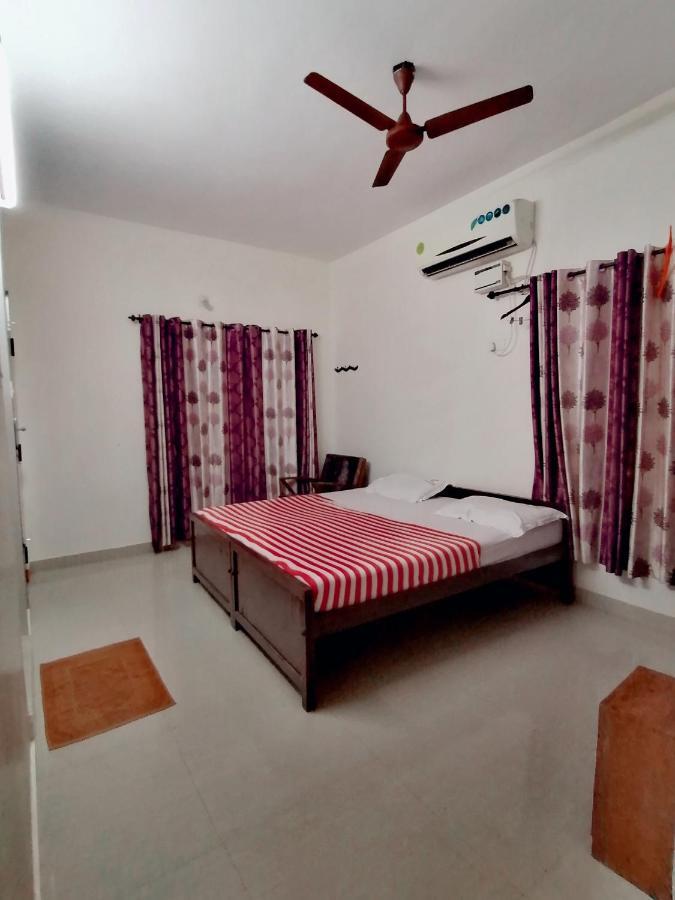 Phoenix Beach Resort كانياكومارى المظهر الخارجي الصورة
